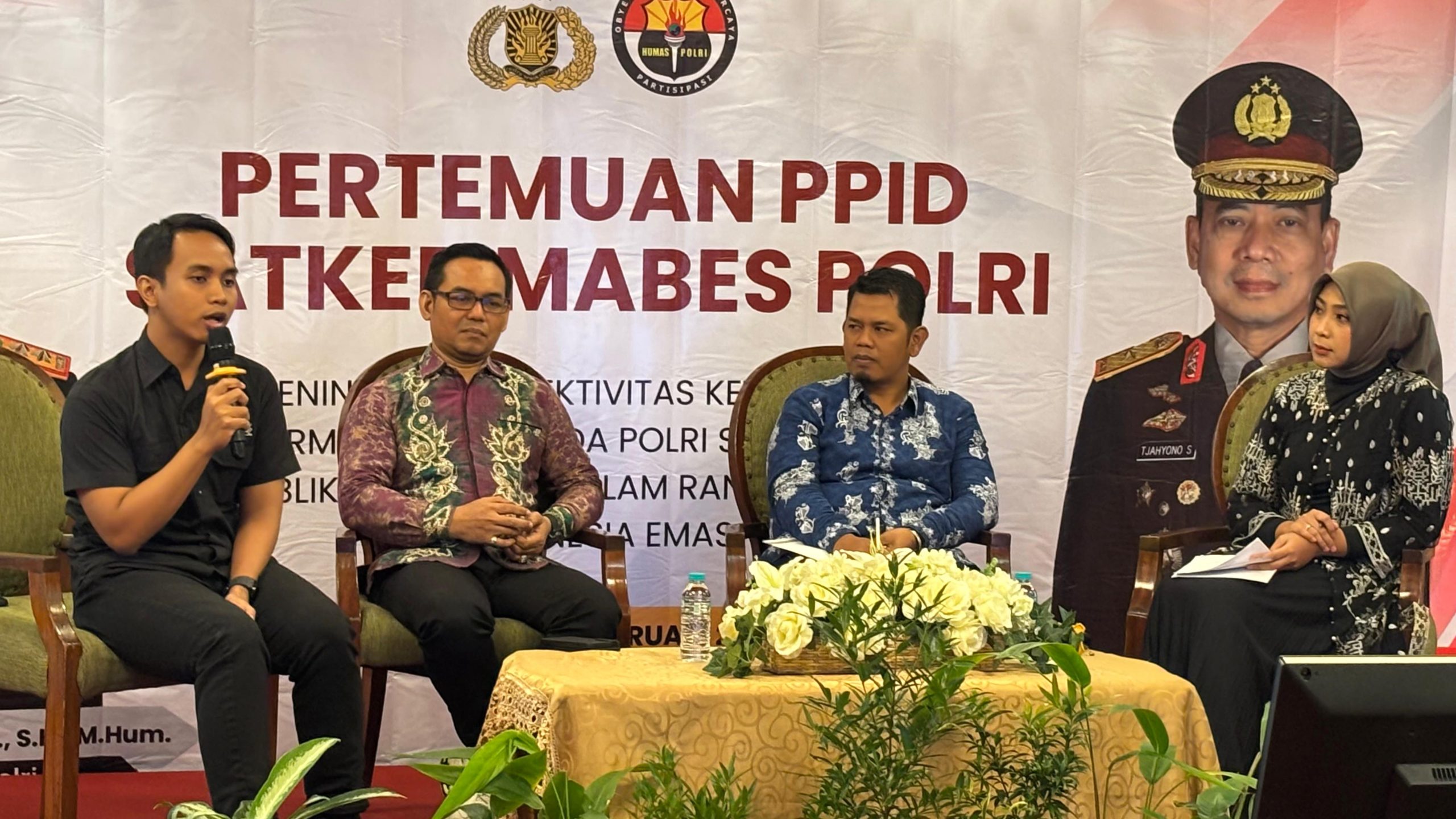 Fathul Ulum Paparkan Lima Indikator Keterbukaan Informasi Publik di Polri