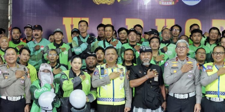 Kakorlantas Polri Ajak Ojol dan Pecalang Jadi Pelopor Keselamatan Lalu Lintas di Bali