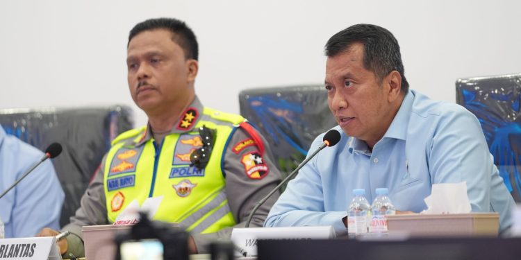 Apresiasi Wamen PANRB Kepada Kakorlantas Atas Mitigasi Cuaca Dan Kepadatan